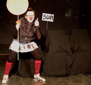 Aida Cobos actriz málaga representando a Florita Chica en el cuento animado del solsticio de invierno